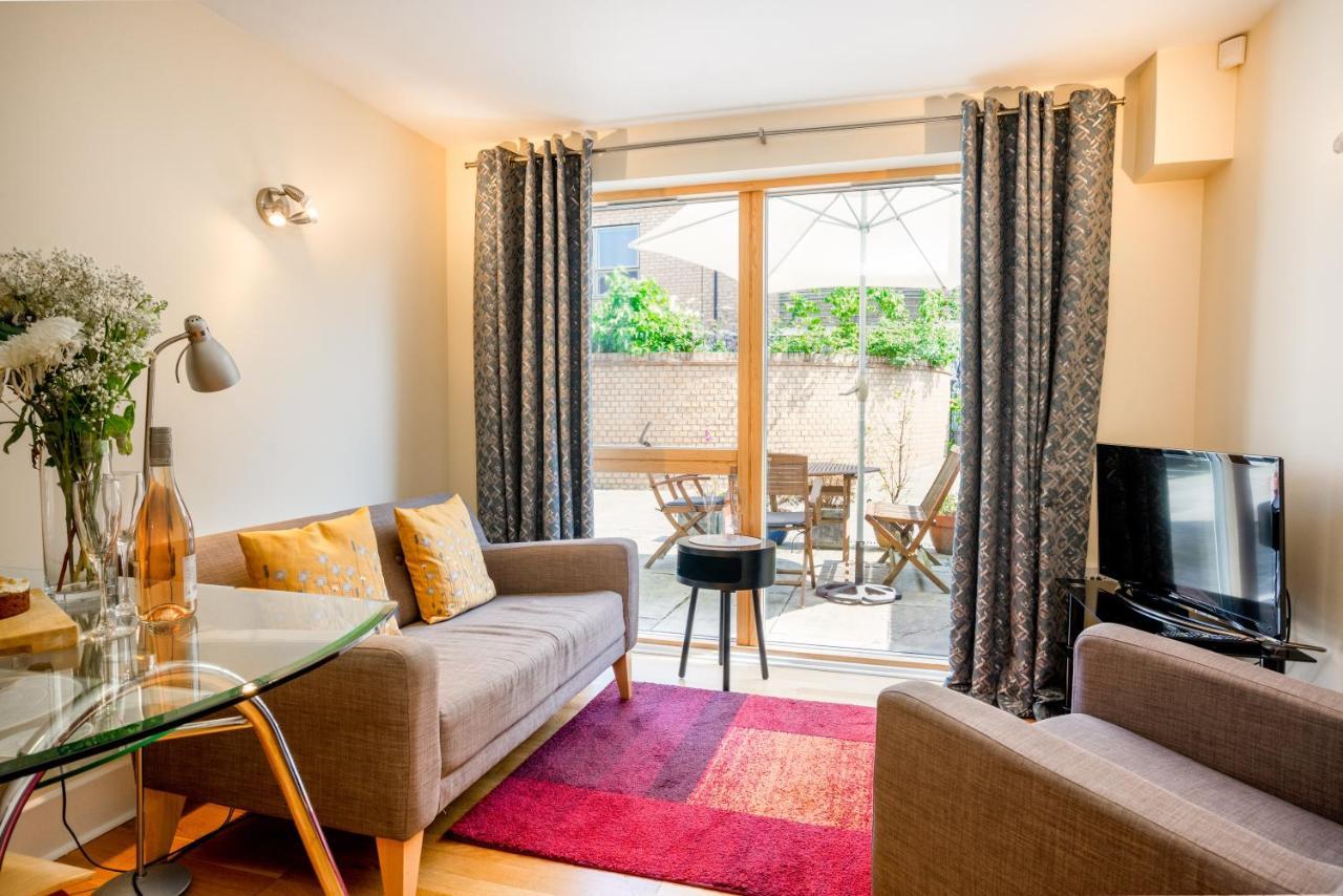 10 Summerhouse Mews * York